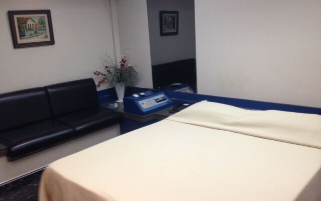 Hotel Fênix (Только для взрослых)