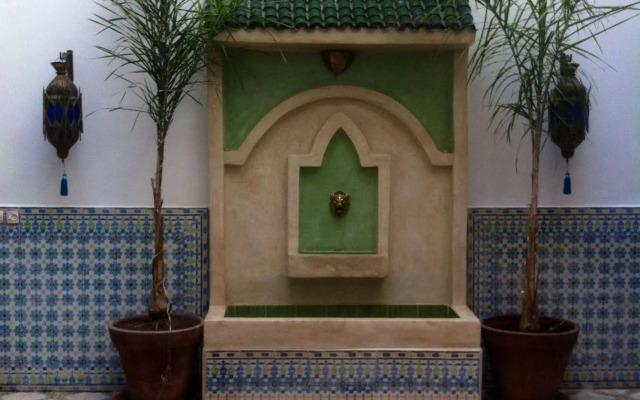 Riad Mouna