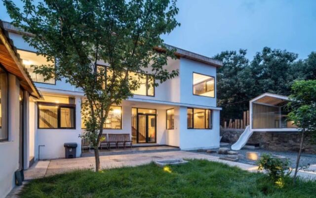 White Pigeon House Inn