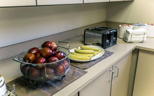 MainStay Suites Wilmington - University Area