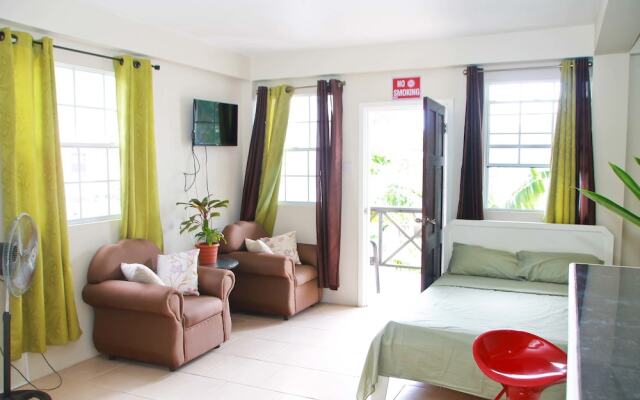 Operative Car Rental & La Porsuette Inn