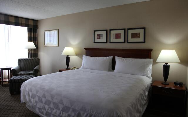 Holiday Inn Dayton/Fairborn Interstate 675, an IHG Hotel