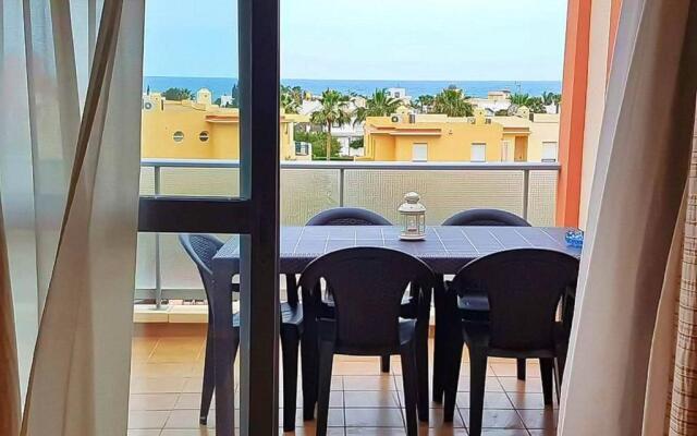 Gorgeous Suite with Sea View And Swimming Pools