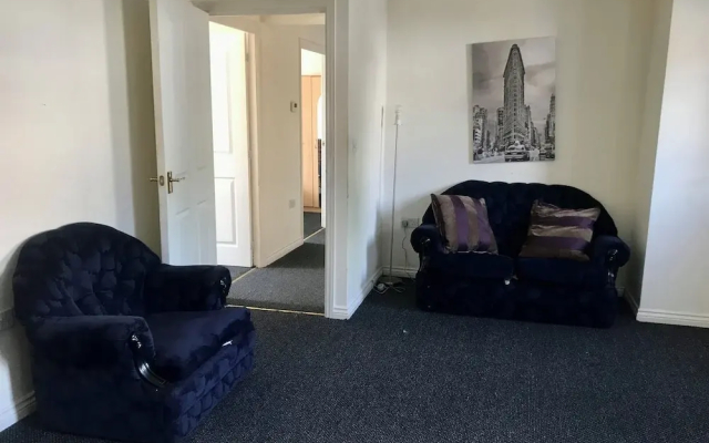 Immaculate 2-bed Apartment in Smethwick