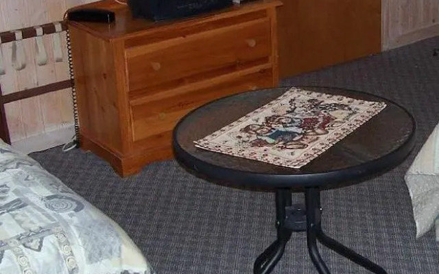 St. Mary's River Lodge