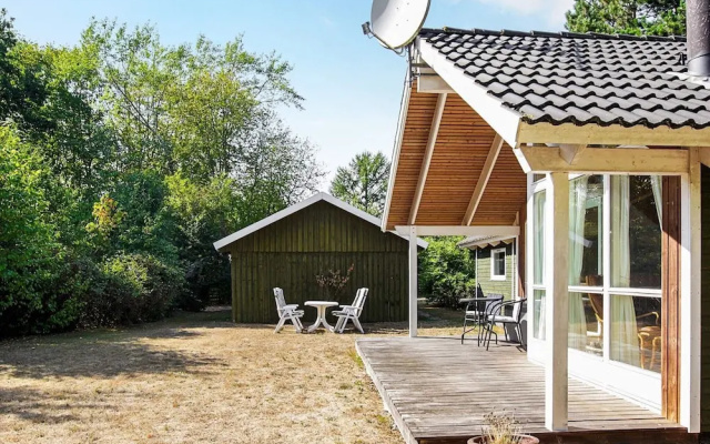 6 Person Holiday Home in Vig
