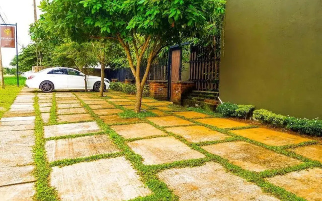 Isi Arana Eco Villa