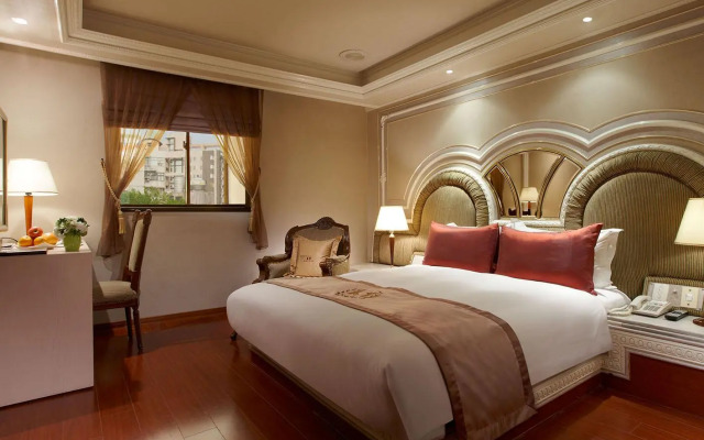 Charming Castle Hotel