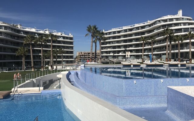 Deluxe Apartment Arenales del Sol Beach