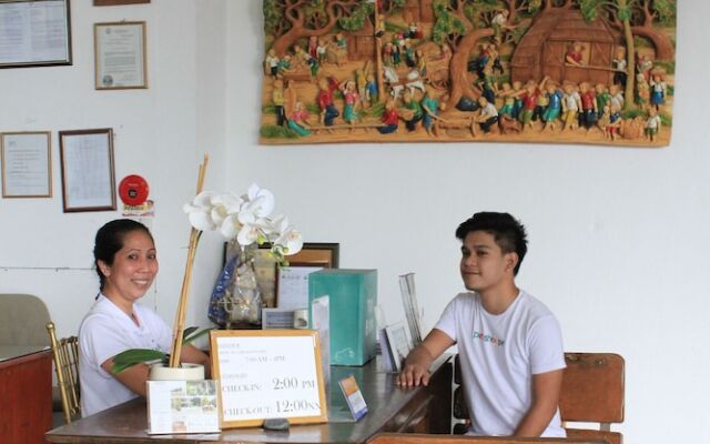 Laiya White Cove Beach Resort