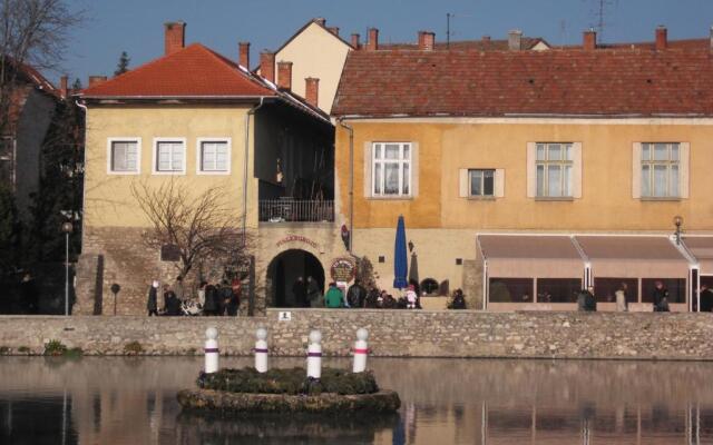 Tavas Barlang Apartman Tapolca