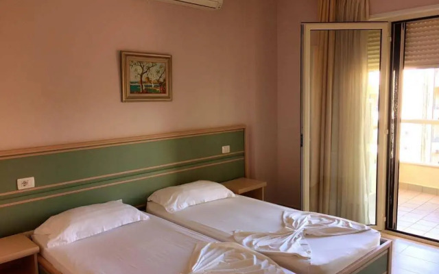 Hotel Vila Lule