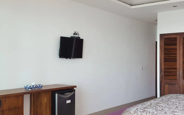 Marboka Hotel & Suites