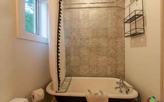 Unique Tremblant view -fancy fully equipped apartment
