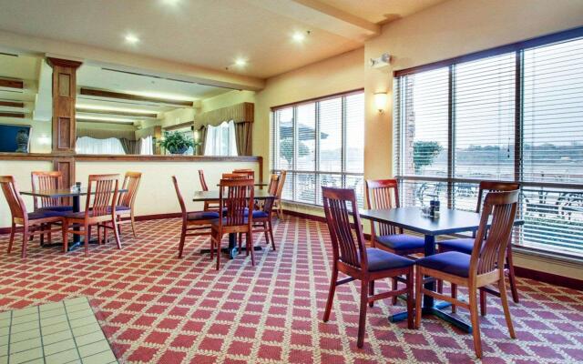 Clarion Suites