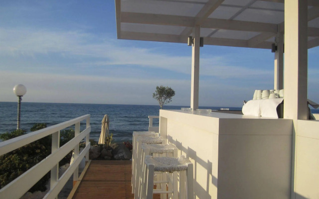 Petradi Beach Lounge Hotel