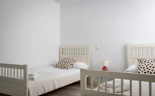 Seneca7 near paseo de gracia