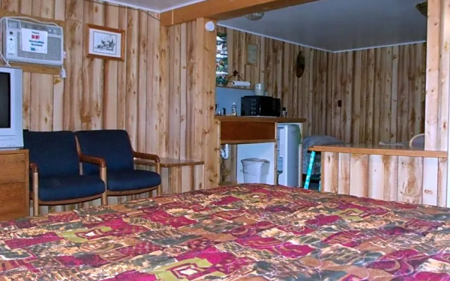 Antler Motel
