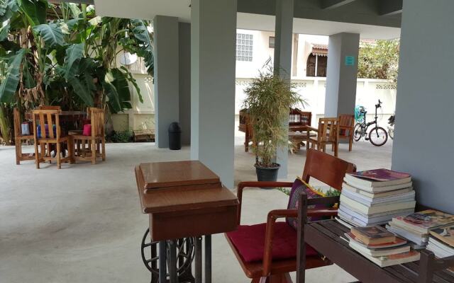 Ban Klong Srabua