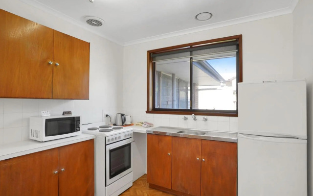 Eastern Beach Units #6