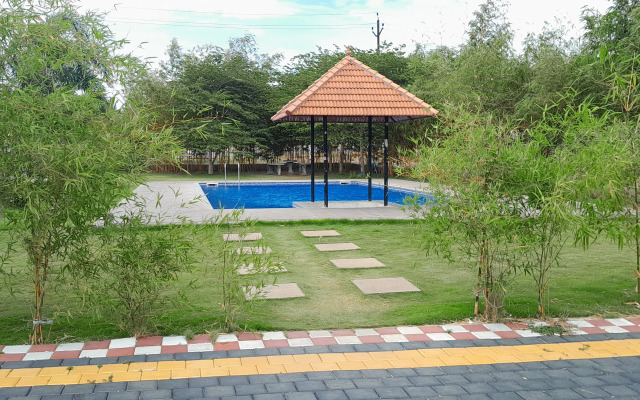 Hotel Rajeshwari International