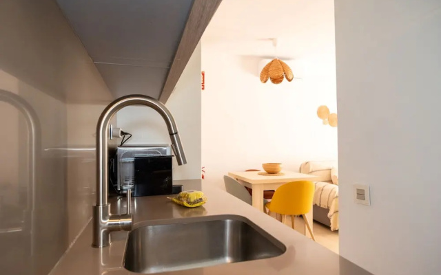 Terrace Retreat -stay in the Heart of Sitges