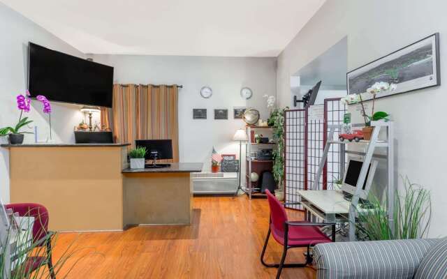 Monarch Valley Inn Marina at Monterey Bay