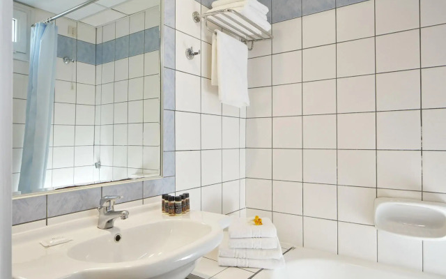 Candia Hotel
