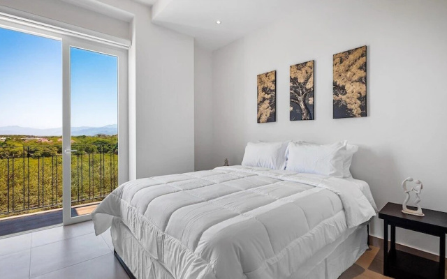 Equipped 3BR House - Pool - Gym - 5 min to Beach