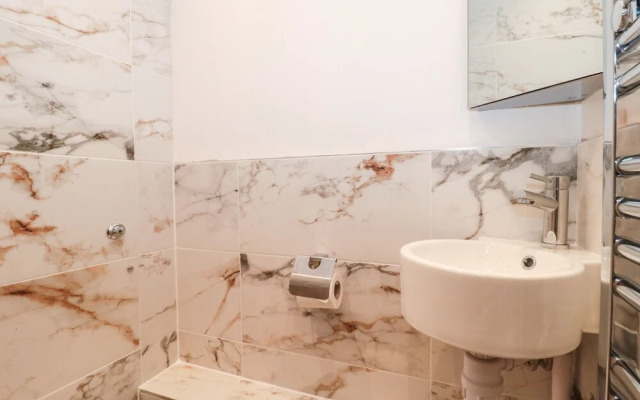 Purbeck Hotel Apartments - Flat 5