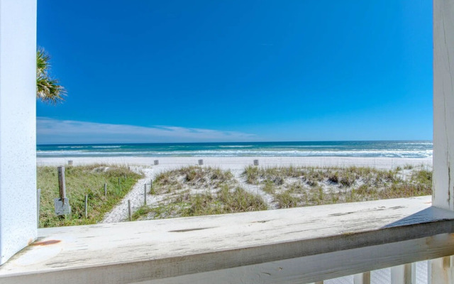 Sandy Toes by Book That Condo