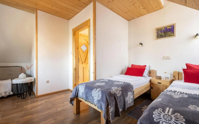 Lux-HOUSE & JACUZZI SAUNA