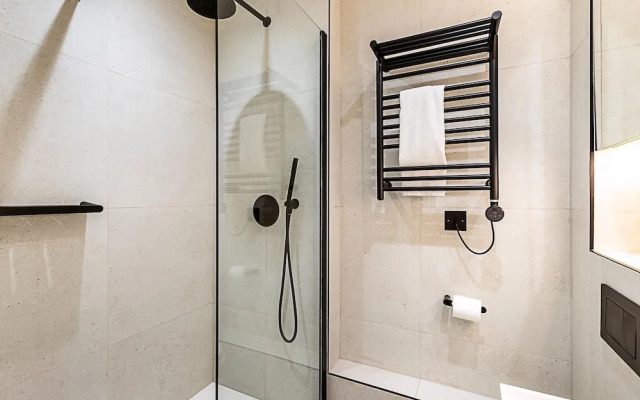 Stylish East London Flat Near Spitalfields Market