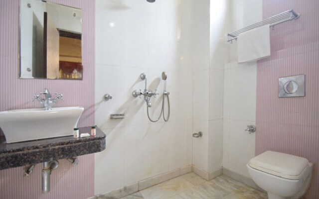OYO 6647 Om Hari Residency