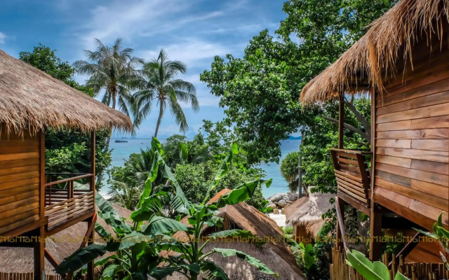 Ten Moons Lipe Resort