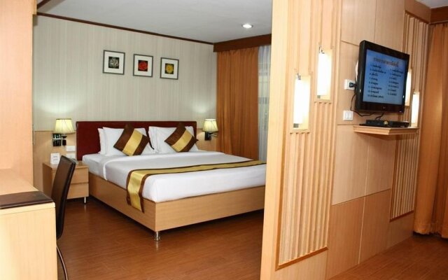 First Hotel Bangkok