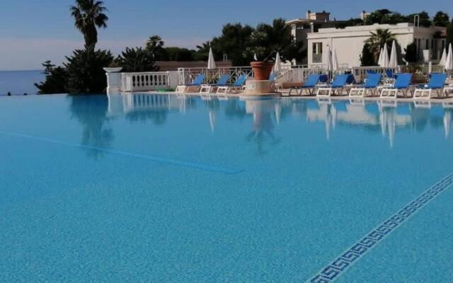 Appartement Lumineux dans Résidence avec Piscine