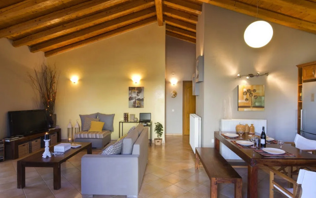 Villa Caramel