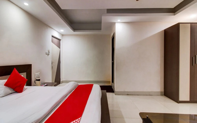Oyo 27696 Jai Ganesh Banquet Hall & Rooms