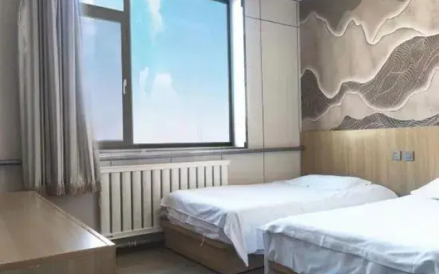 Baiyangdian Weinan Hotel