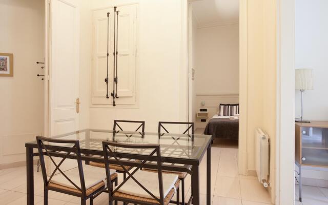 GAUDIR 1 · Apartment next to Pg de Gracia