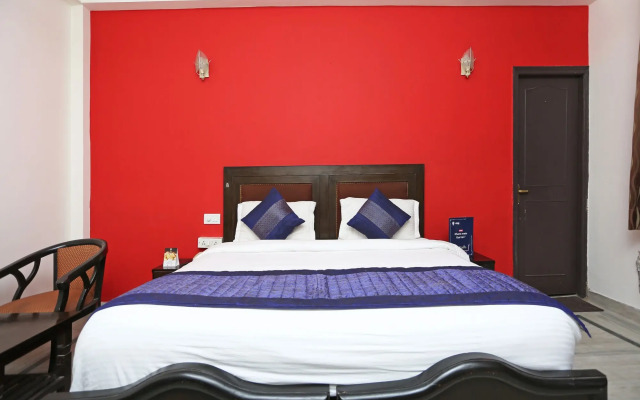 OYO 3251 Royal Inn