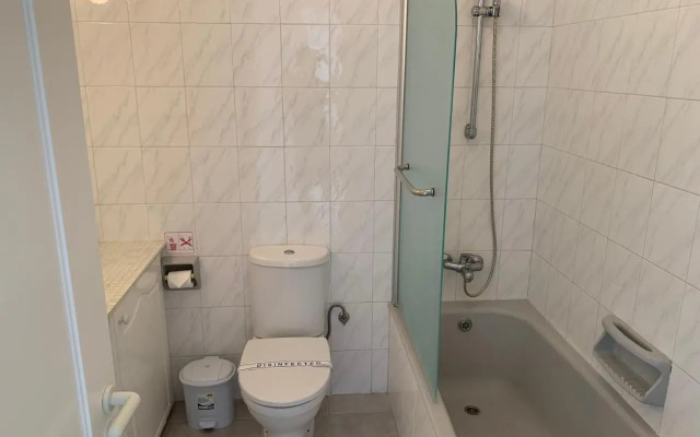 King's Palace - very spacious 1 bed apartment