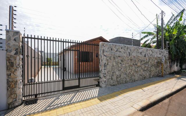 12 Hóspedes - Piscina Àgua Salgada e Área Gourmet