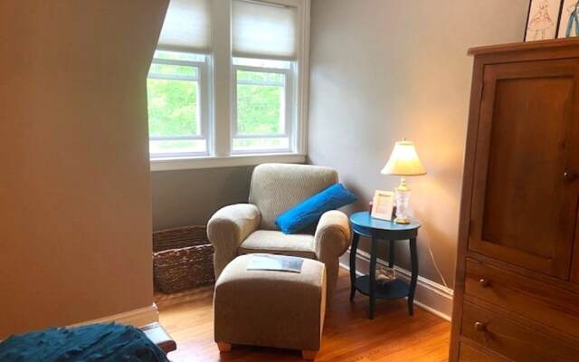 Cottage on Caledonia Bed & Breakfast