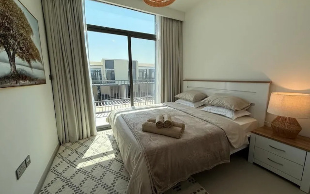 Elegant Stay in Ranches Villa