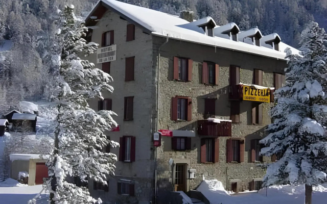 Hôtel Aiguille de La Tza