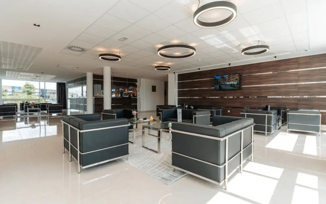 Westotel Taverny - Paris Val d'Oise