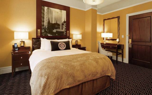 The Algonquin Hotel Times Square, Autograph Collection