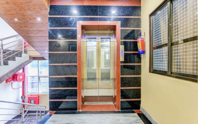 OYO 44294 Hotel Siddahanth International